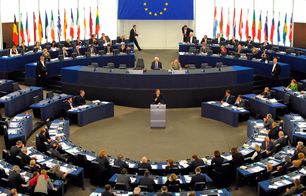 Комитет Европарламента поддержал отмену визового режима для Грузии 1 Комитет Европарламента поддержал отмену визового режима для Грузии