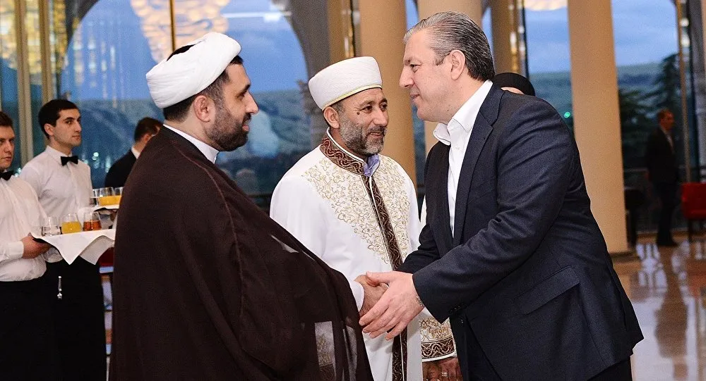 Первые лица Грузии поздравили мусульман с завершением Рамадана 24 Первые лица Грузии поздравили мусульман с завершением Рамадана