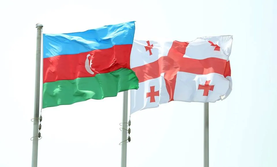 Азербайджан подарил Грузии 100 тонн жидкого медицинского кислорода 11 Azerbaijan Georgia Flags Covid-19 Covid-19