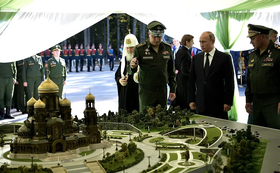 Путин пострелял из винтовки и рассказал о преимуществах российского оружия 2 Vladimir Putin 14 новости Владимир Путин, вооружение, Россия