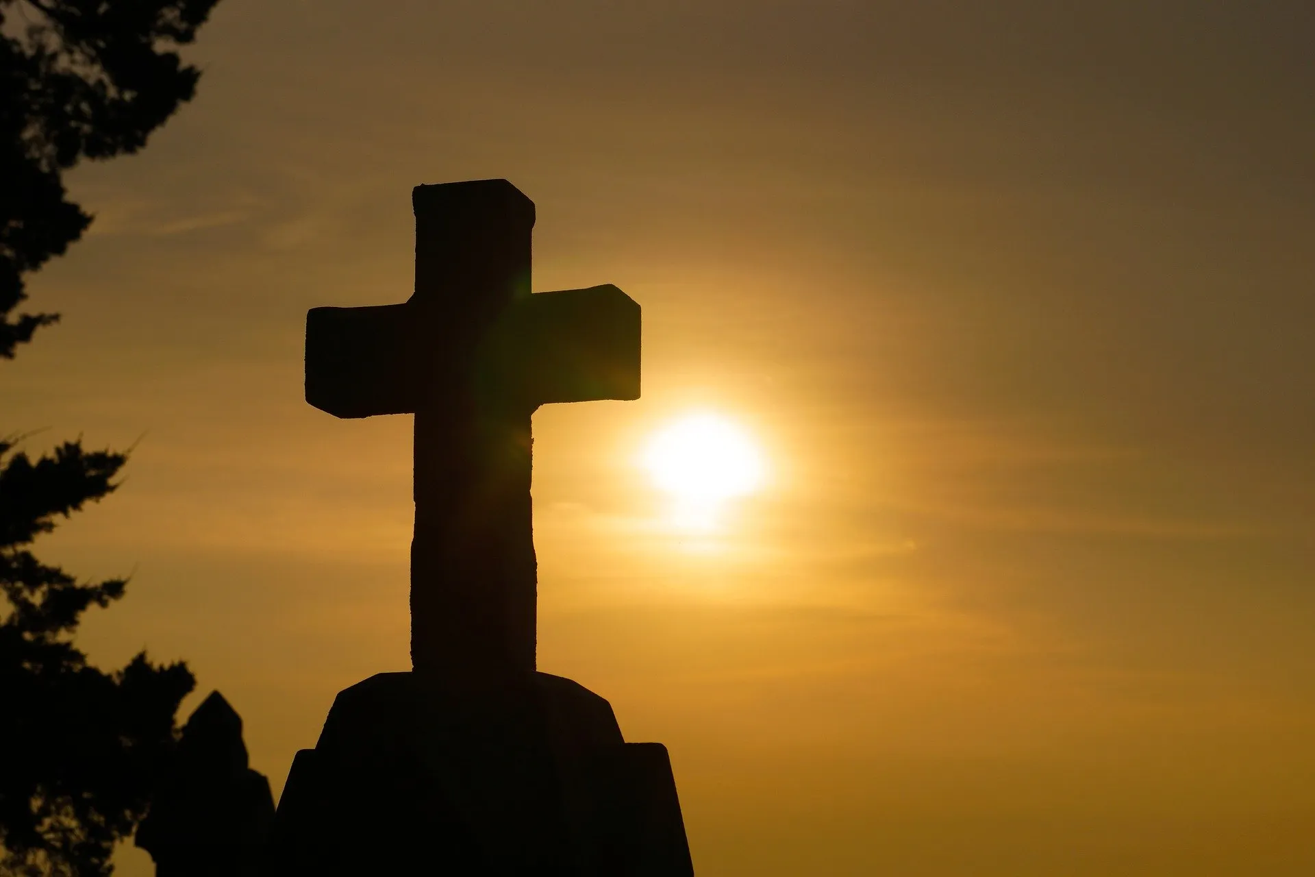god 1772560 1920 общество общество