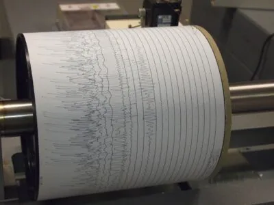 В Грузии произошло землетрясение: подземные толчки магнитудой 3 5 earthquake seismogram at weston observatory новости