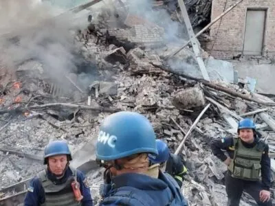 Авиаудар по Луганской области. Под завалами сельской школы могли погибнуть 60 человек 4 124637627 3c29c99c 08b4 4f56 89be 80c9a5488a49 Луганская область Луганская область