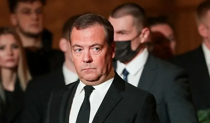 Медведев: «Запад использовал Грузию как тупой инструмент геополитической борьбы» 1 dmitriy medvedev новости война-2008, Грузия-Россия, Дмитрий Медведев
