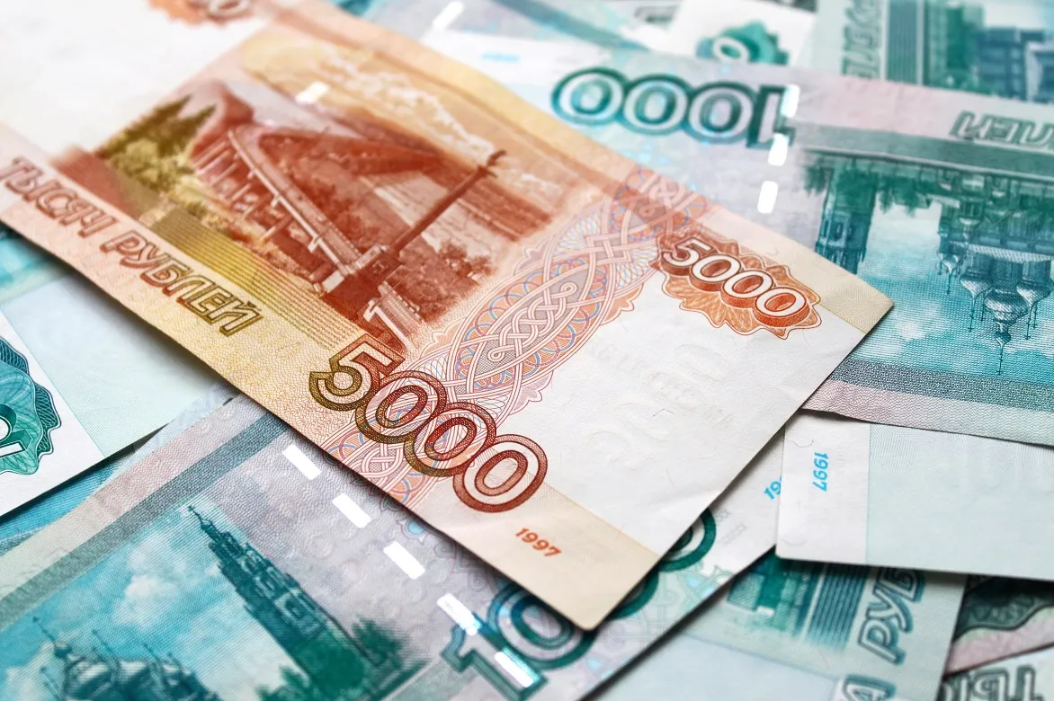Remittances from Russia to Georgia Plunge by 88% in August