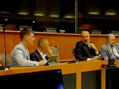 Абхазский блогер: два народа живут порознь - это сделала Россия 6 daur buava.psd 1 Даур Буава Даур Буава