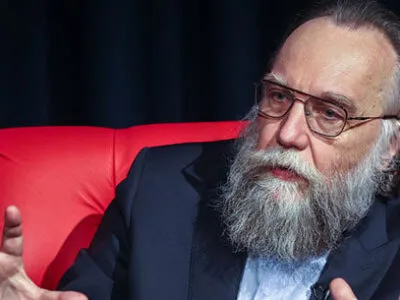 Российский пропагандист: "Для России прозвенел последний звонок. Мы готовы к подобному сценарию?" 3 dugin e1772362038719 Новости BBC Александр Дугин, КСИР, удары по Ирану