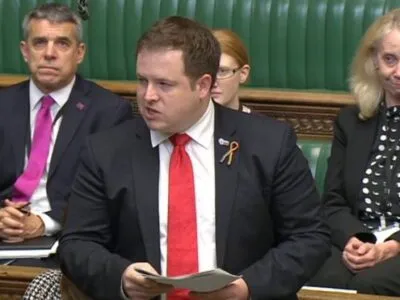 dauti новости акции протеста в Грузии, госминистр Великобритании, камит, МВД Грузии, Стивен Даути