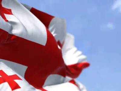 В мировои индексе счастья за 2025 год Грузия заняла 91-е место 7 gruzia flag новости Грузия, Грузия в рейтингах, Индекс счастья