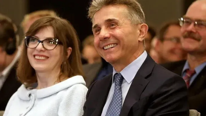 Иванишвили: и в 2026 году буду стоять на страже нашей страны и наших семей 1 ivanishvili новости Бидзина Иванишвили, Грузинская мечта, новогоднее поздравдение