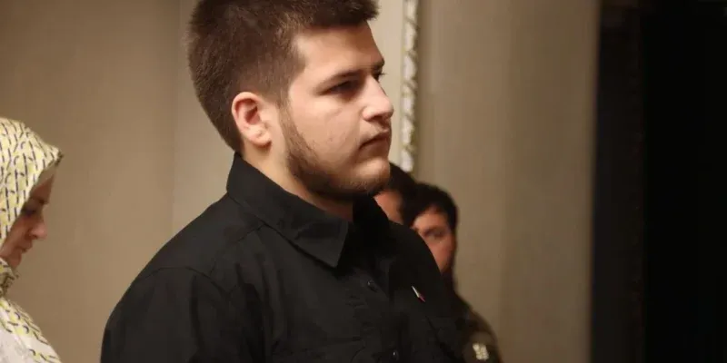 Кадыров назначил 17-летнего сына ответственным за контроль уплаты налога на недвижимость 1 kadirov новости OC Media, Адам Кадыров