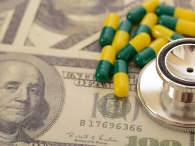 Цена спасения: с какими проблемами сталкиваются иностранцы в медицине Грузии 6 the arrangement of coins and medical pills togethe 2025 03 10 11 12 20 utc общество featured, здравоохранение в грузии