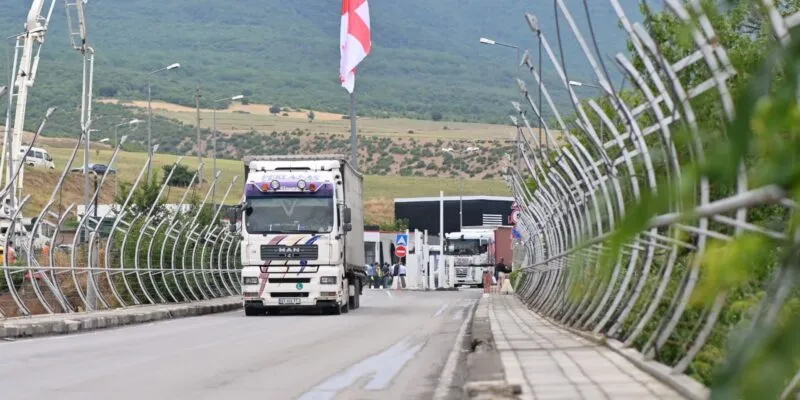 В Грузию не пустили итальянского журналиста 1 granica gruzia armenia новости 4 октября 2025 года, акция протеста в тбилиси, выборы в органы местного самоуправления, журналист, отказ во въезде