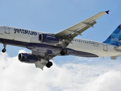 Тысячи самолетов Airbus подвержены ошибке приборов. Это может привести к перебоям и отменам рейсов 2 405a07b0 cc99 11f0 8fdc 8707dbc6d25d 4.jpg 4 Новости BBC Airbus