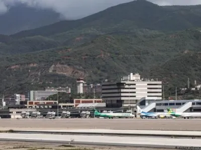 Дональд Трамп: Небо над Венесуэлой "следует считать закрытым" 4 48046202 403.jpg Deutsche Welle Венесуэла