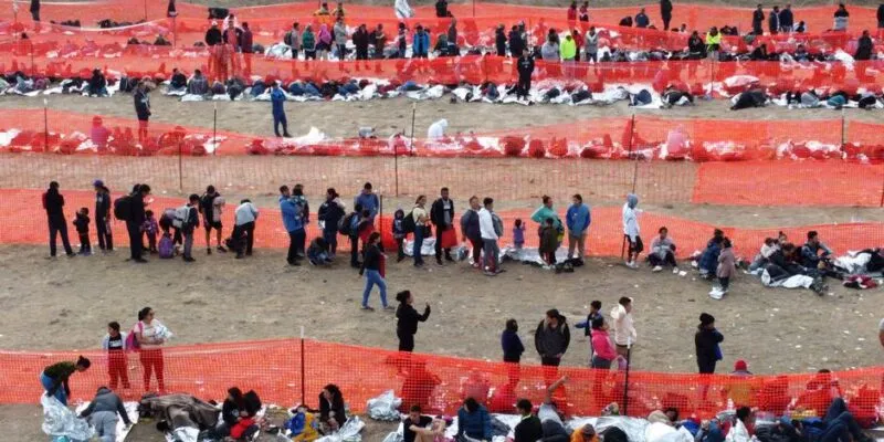 США приостановили принятие решений по всем прошениям об убежище 1 67799677 403.jpg Deutsche Welle прошение об убежище