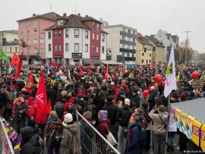 74949171 403.jpg Deutsche Welle АдГ