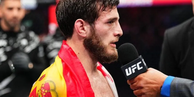 Александр Топурия во второй раз одержал победу в поединке UFC 1 alexandre topuria новости UFC, александр топурия, илиа топурия