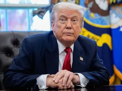 Администрация Трампа проверит грин-карты выходцев из 19 стран, в том числе из Афганистана 5 da4bc770 cbd4 11f0 8e93 71481b645865.jpg Новости BBC грин-карты