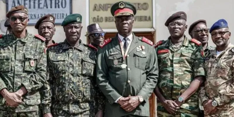 Военные, захватившие власть в Гвинее-Бисау, назначили временного президента страны 1 fc38a3c0 cba8 11f0 9b12 8751a987e19a 2.jpg 2 Новости BBC Гвинея-Бисау