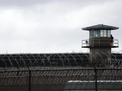 guard station state penitentiary barbed wire grey 2024 09 17 10 32 17 utc статьи статьи