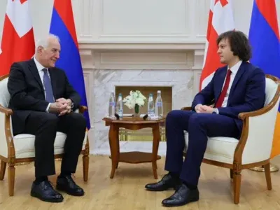 Ираклий Кобахидзе обсудил с Ваагном Хачатуряном отношения между Грузией и Арменией 2 xachaturiani новости Ваагн Хачатурян, Грузия-Армения, Ираклий Кобахидзе