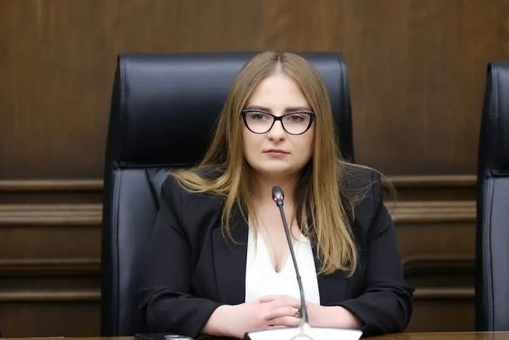 22 новости OC Media, депутаты Армении, парламент Армении, премии