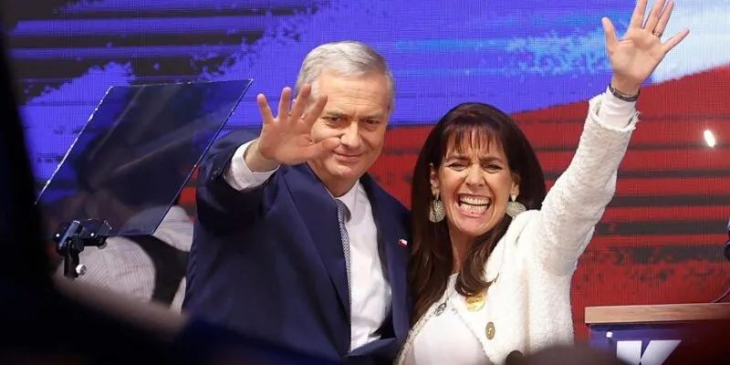 Еще один «правый поворот» в Латинской Америке. Президентом Чили стал Хосе Антонио Каст, поклонник Пиночета 1 2e003a80 d9aa 11f0 a8dc 93c15fe68710.jpg Новости BBC Хосе Антонио Каст, Чили