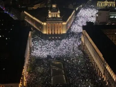 Премьер-министр и правительство Болгарии ушли в отставку после массовых протестов 5 3bac05d0 d6a6 11f0 9fb5 5f3a3703a365.jpg Новости BBC Болгария