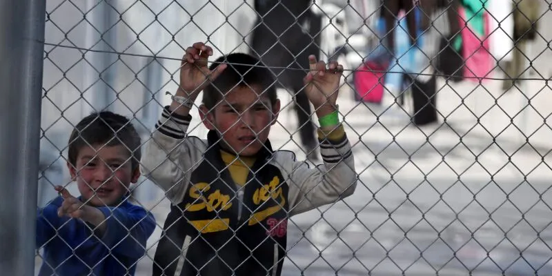 Европа прикрывает границы. Борьба с мигрантами набирает обороты перед решающим 2026 годом 1 554816c0 d762 11f0 b252 db9838d38426.jpg Новости BBC мигранты