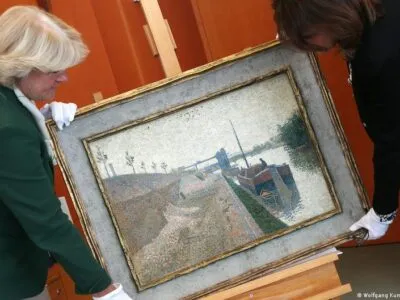 В Германии упростили возврат конфискованных нацистами предметов искусства 2 56211833 403.jpg Deutsche Welle германия