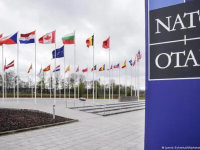 68741994 403.jpg Deutsche Welle НАТО