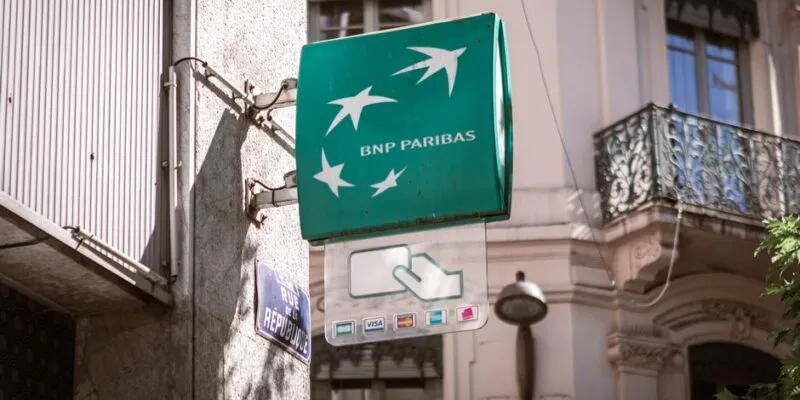 FT: Франция отказывается передать ЕС замороженные в ее банках активы РФ 1 71240701 403.jpg Deutsche Welle активы России