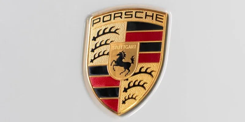 Россияне жалуются на блокировку Porsche через спутник 1 72895803 403.jpg Deutsche Welle Porsche