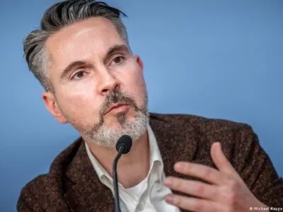 Новый лидер ССВ предлагает вернуться к импорту газа из РФ в обмен на перемирие в Украине 5 74689963 403.jpg Deutsche Welle перемирие в Украине