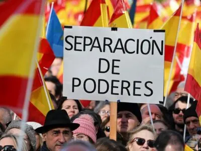 74960257 403.jpg Deutsche Welle коррупция, Мадрид