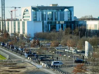 СМИ ФРГ о переговорах по Украине: РФ имитирует дипломатию 7 75166749 403.jpg Deutsche Welle ФРГ