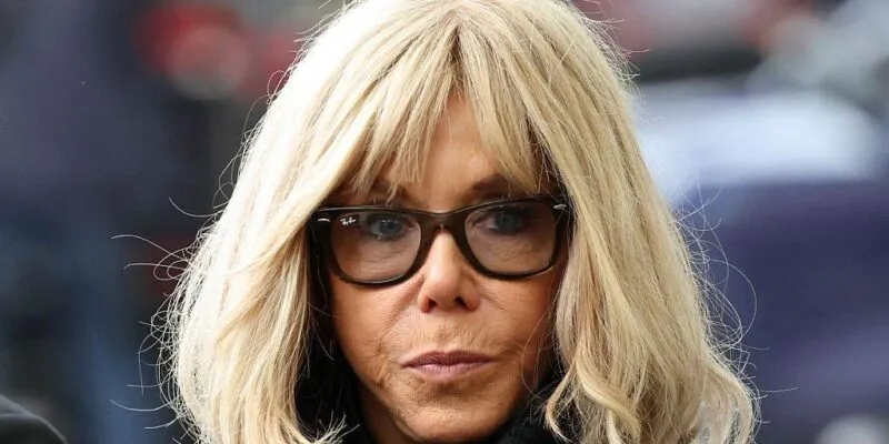 Французские феминистки возмущены комментариями Брижит Макрон об активистках 1 d7018940 d4fa 11f0 949c 45d05c88eada.jpg Новости BBC феминистки