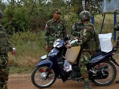Таиланд и Камбоджа продолжили столкновения на границе после заявления Трампа о прекращении огня 6 e4293590 d78a 11f0 b0ee a9375724f730.jpg Новости BBC Таиланд-Камбоджа