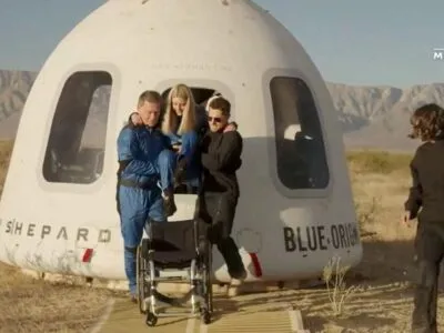 e5da0c00 ddef 11f0 8d26 e985545f6db1.jpg Новости BBC Blue Origin