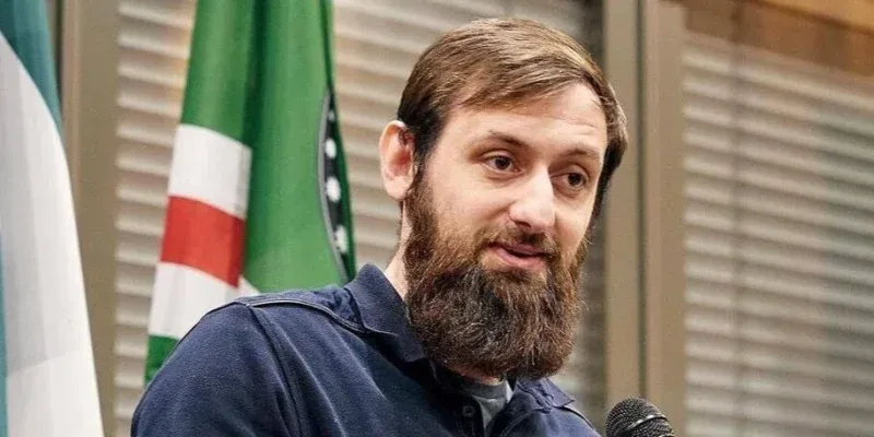 Дагестанский блогер приговорен к восьми годам тюрьмы за посты о Буче и Мариуполе 1 hd 313408353 2429061430565734 8505642916989515096 n 1 915x610 1 новости OC Media, Али Чаринский, Арслан Мирзаев, блогер, Дагестан