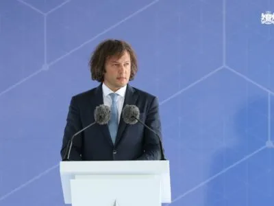 Премьер Грузии: тема "камита" закрыта, МВД не применяло против митингующих запрещенных веществ 5 kobaxidze prem irakli e1765049806432 новости гибридная война, Ираклий Кобахидзе, камит, НПО Грузии, премьер Грузии, расследование ВВС, СГБ Грузии