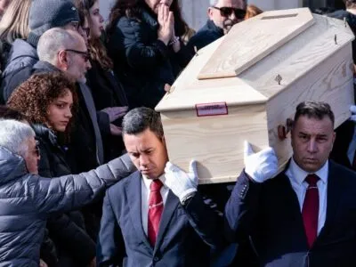 2f966e60 ebd3 11f0 b385 5f48925de19a.jpg Новости BBC пожар в Швейцарии