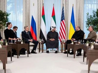 86f4e5d0 f928 11f0 8e3c b79a1b327384 2.jpg 2 Новости BBC переговоры в Абу-Даби