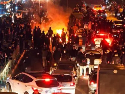 Волнения в Иране: Reuters сообщает о 2 тысячах погибших; Трамп заявил, что помощь протестующим «уже в пути» 3 b48e4e60 f08f 11f0 8633 2300c866ee4a.jpg Новости BBC REUTERS, убийства в Иране