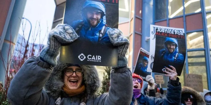 США грозит новый шатдаун: демократы требуют ограничить полномочия ICE 1 d38c0fb0 fd09 11f0 a348 87ce2b32c61c.jpg Новости BBC Шатдаун