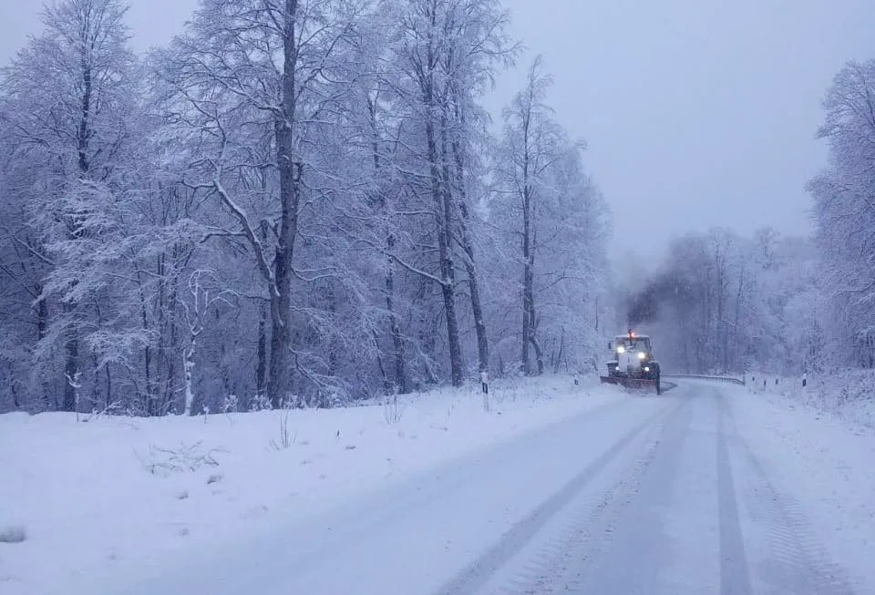 dorogi sneg 2 новости Департамент автомобильных дорог, ограничения на дорогах Грузии