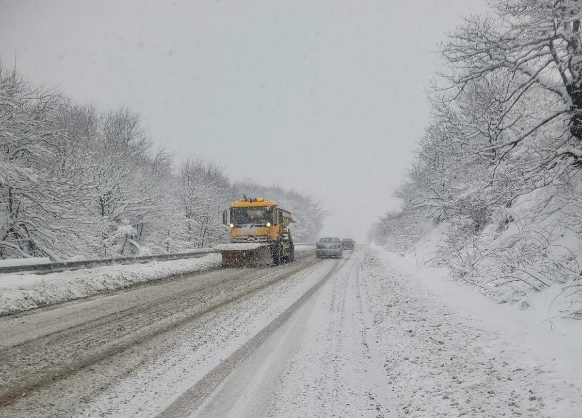 dorogi sneg 7 новости Департамент автомобильных дорог, ограничения на дорогах Грузии