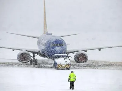 Снежный шторм в США: более 30 погибших, отмена тысяч авиарейсов и неблагоприятный прогноз 3 ed41f420 fbaa 11f0 b852 153f64f31c74.jpg Новости BBC зимний шторм в США