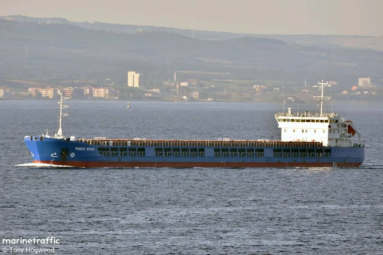 signal 2026 01 29 154050 002 новости iFact, ZHIBEK ZHOLY, Батуми, судно